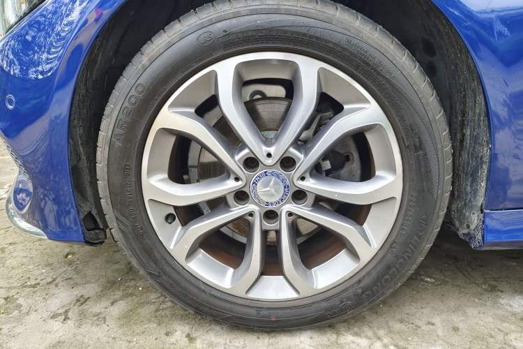 Used Mercedes-Benz C-Class 2015 Restyled C 180 L Sport Edition Exterior 7