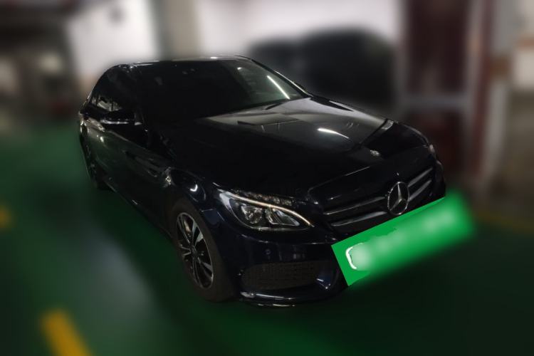 Used Mercedes-Benz C-Class 2015 C 200 Sport Edition Front Right 45 Deg