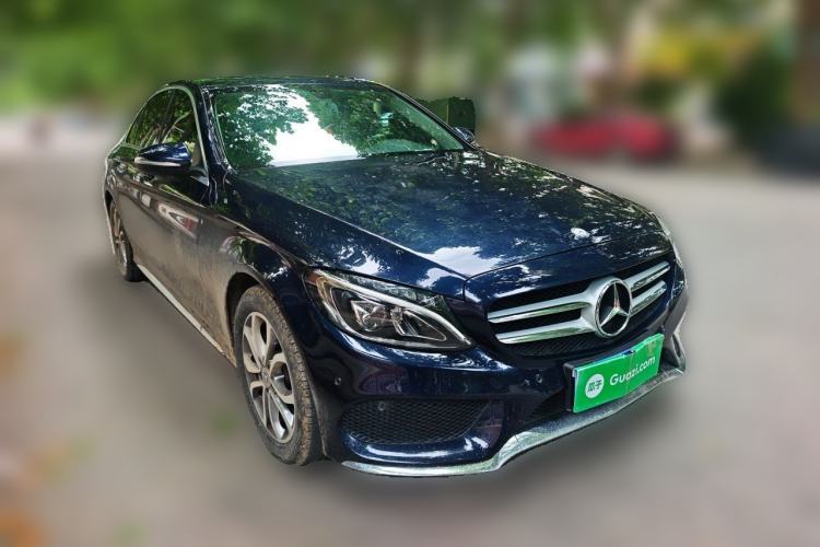 Used Mercedes-Benz C-Class 2015 Restyled C 180 L Sport Edition Front Right 45 Deg