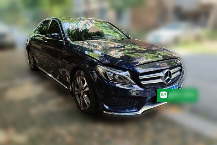 Used Mercedes-Benz C-Class 2015 Facelift C 200 L Front Right 45 Deg