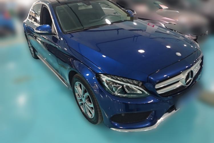 Used Mercedes-Benz C-Class 2015 C 200 L Sport Edition Front Right 45 Deg
