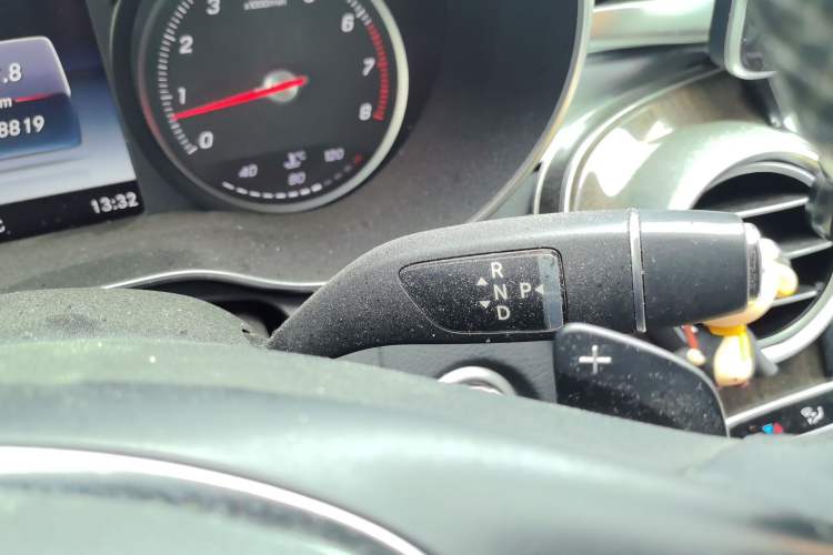 Used Mercedes-Benz C-Class 2015 C 200 L Gear Lever