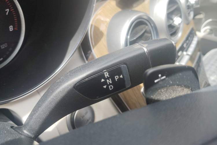 Used Mercedes-Benz C-Class 2015 C 200 L Gear Lever