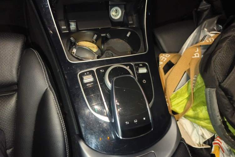 Used Mercedes-Benz C-Class 2015 C 200 Sport Edition Gear Lever