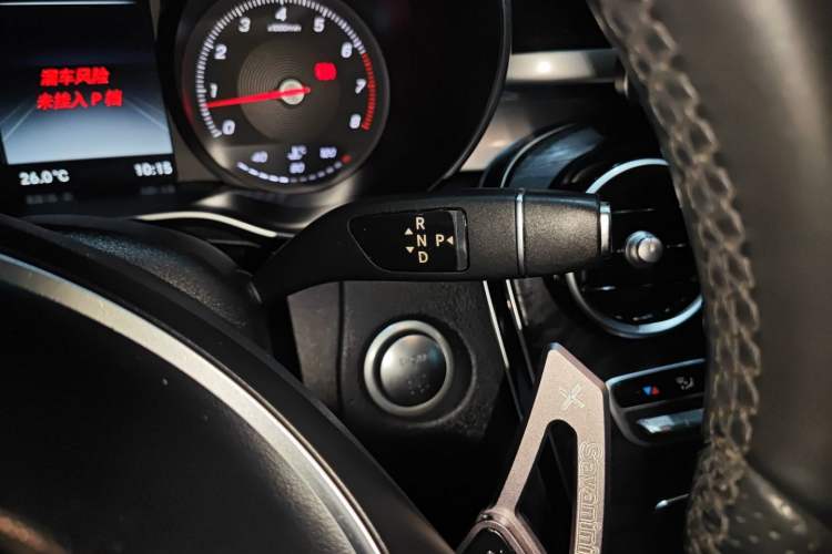 Used Mercedes-Benz C-Class 2015 Revised C 200 L Sport Edition Gear Lever