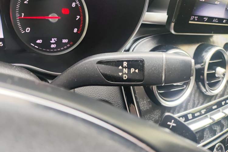Used Mercedes-Benz C-Class 2015 C 200 L Sport Edition Gear Lever