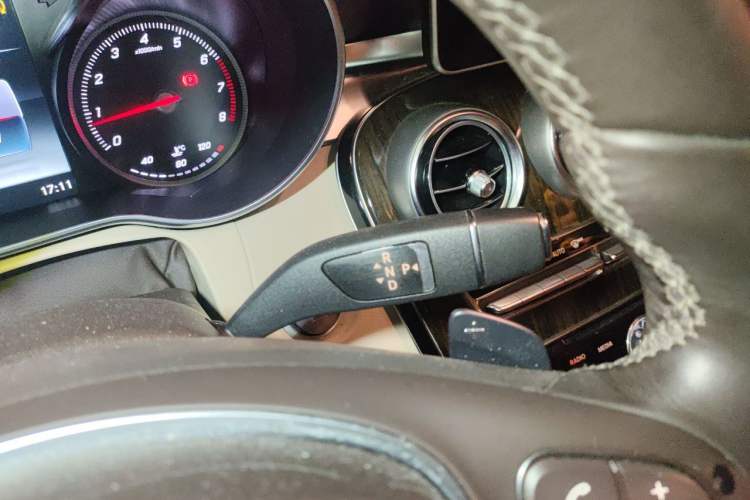 Used Mercedes-Benz C-Class 2015 C 200 L Gear Lever