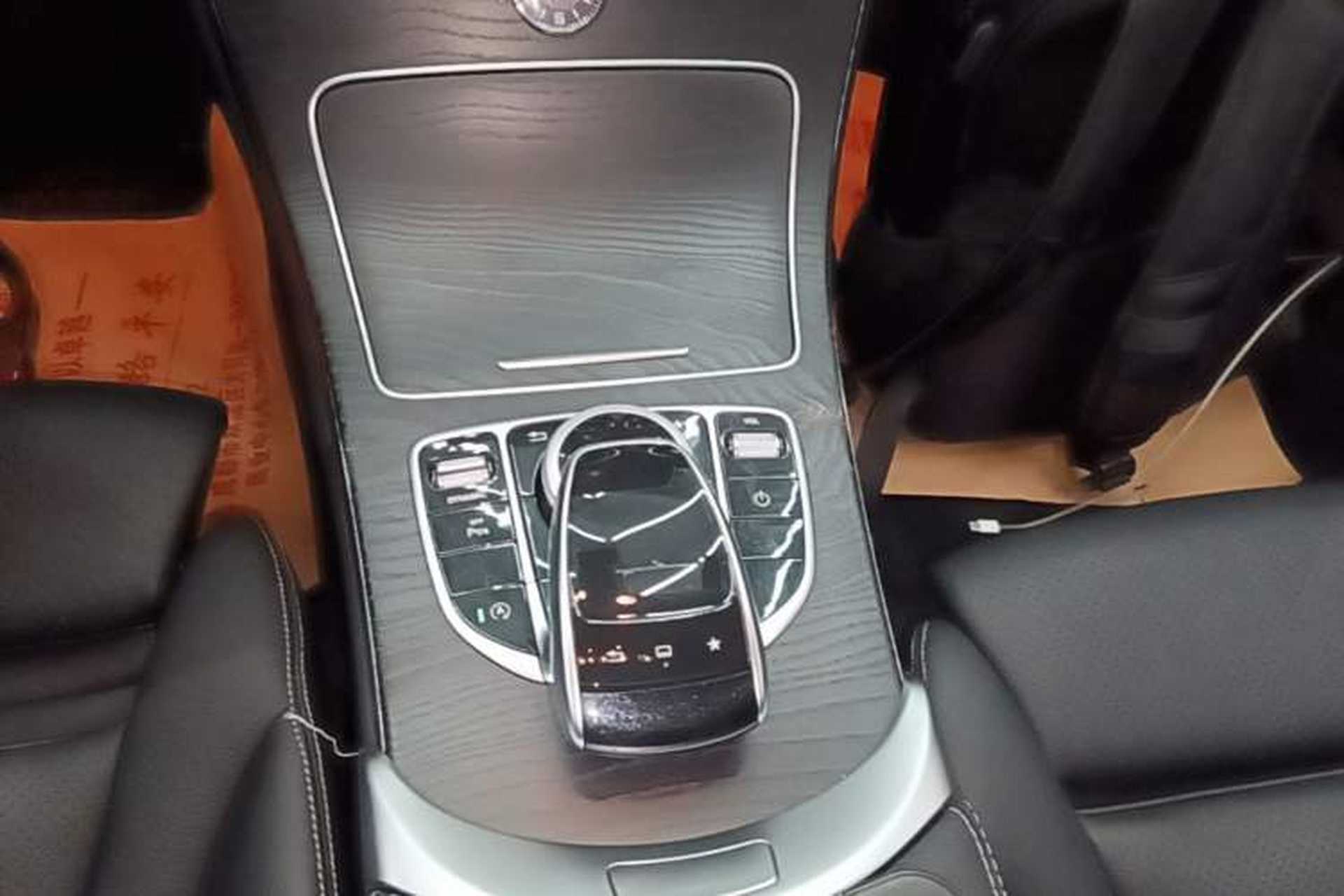 Used Mercedes-Benz C-Class 2015 Revised C 200 L Sport Edition Gear Lever