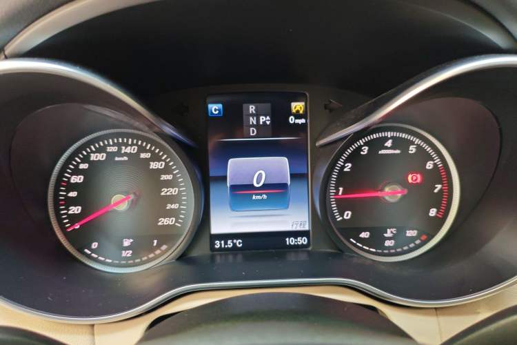 Used Mercedes-Benz C-Class 2015 Facelift C 200 L Instrument Cluster