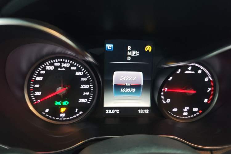 Used Mercedes-Benz C-Class 2015 C 200 L Sport Edition Instrument Cluster