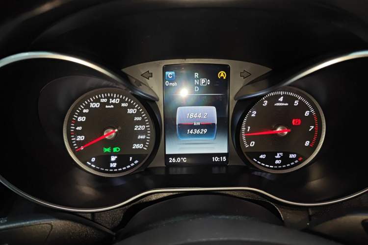 Used Mercedes-Benz C-Class 2015 Revised C 200 L Sport Edition Instrument Cluster