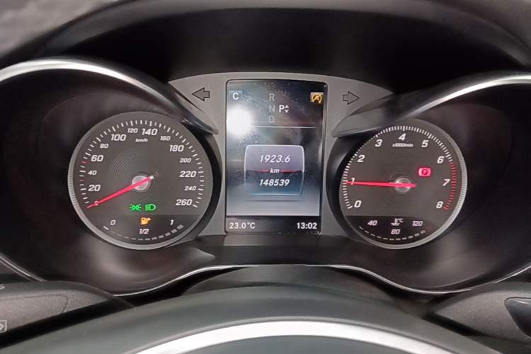 Used Mercedes-Benz C-Class 2015 Revised C 200 L Sport Edition Instrument Cluster