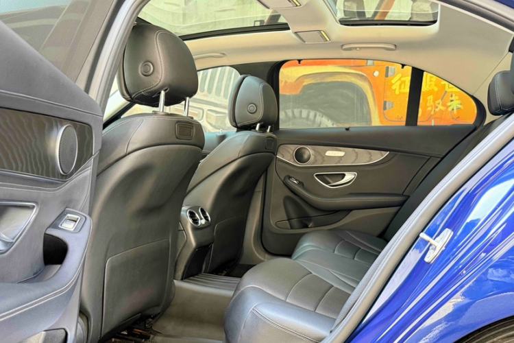 Used Mercedes-Benz C-Class 2015 C 200 L 4MATIC Sport Edition Interior 2