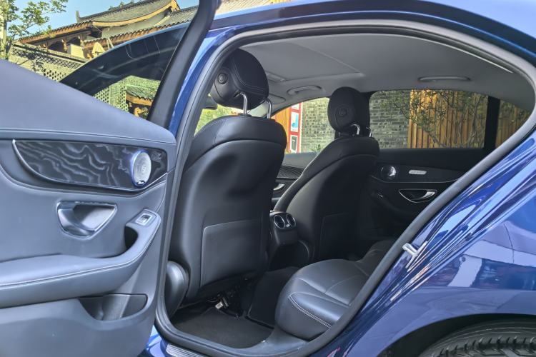 Used Mercedes-Benz C-Class 2015 Restyled C 180 L Sport Edition Interior 6