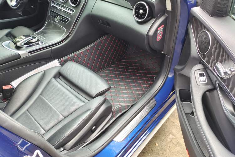 Used Mercedes-Benz C-Class 2015 Restyled C 180 L Sport Edition Interior 6