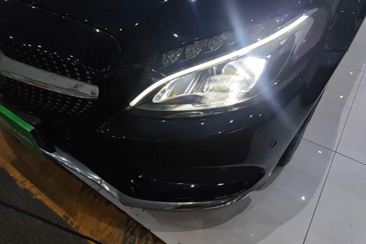 Used Mercedes-Benz C-Class 2015 Revised C 200 L Sport Edition Left Front Headlight