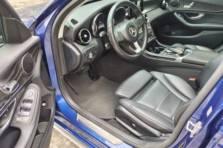 Used Mercedes-Benz C-Class 2015 Restyled C 180 L Sport Edition Left Front Seat