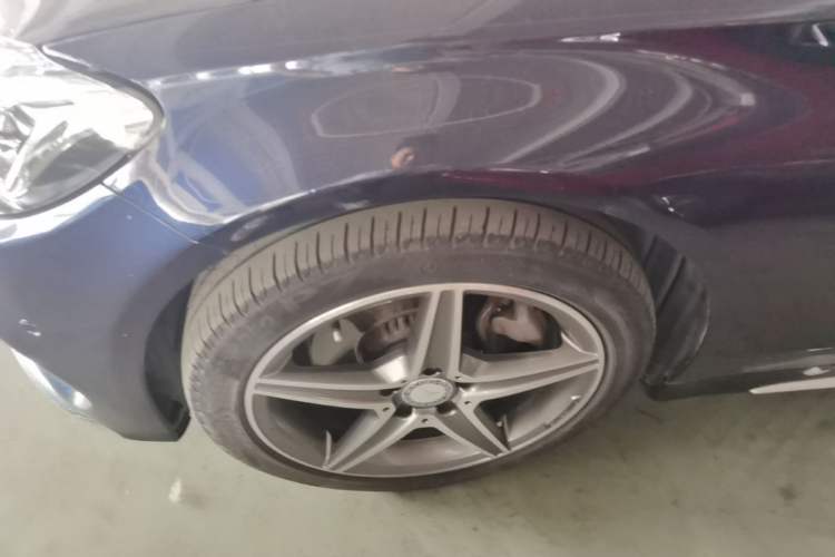 Used Mercedes-Benz C-Class 2015 C 260 L Sport Edition Left Front Wheel Hub