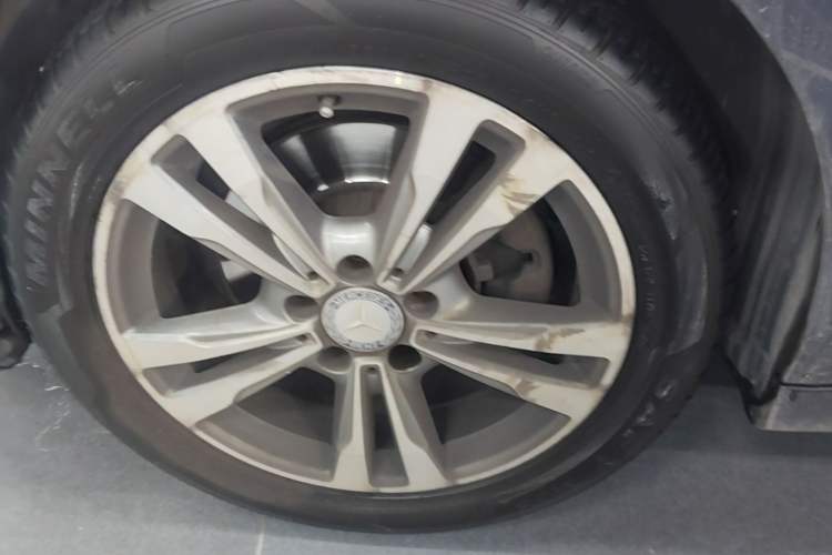 Used Mercedes-Benz C-Class 2015 Revised C 200 L Sport Edition Left Front Wheel Hub