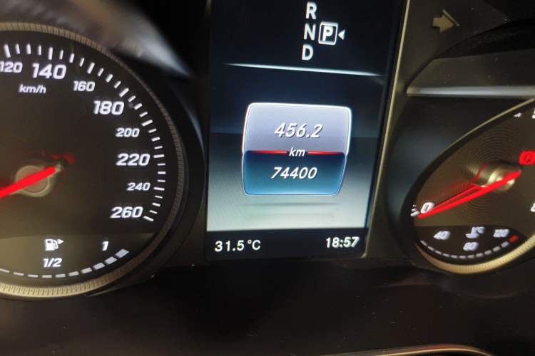 Used Mercedes-Benz C-Class 2015 C 200 Sport Edition Odometer Close Up