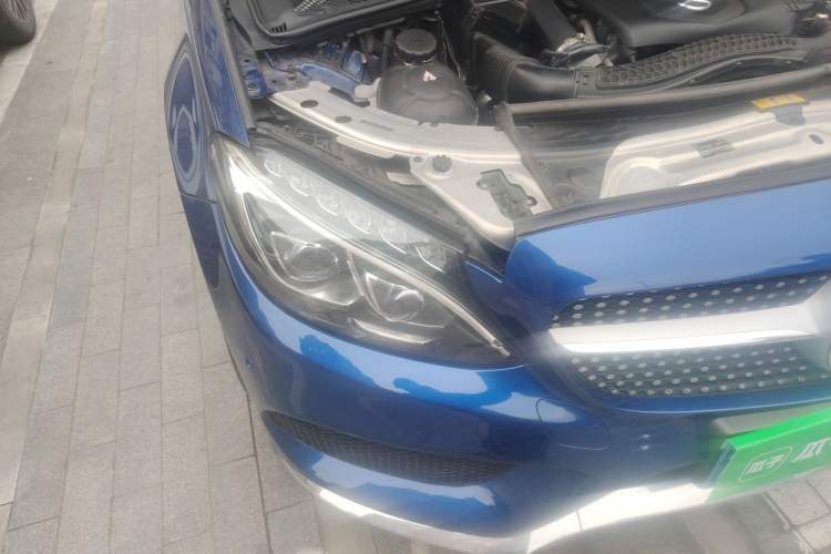 Used Mercedes-Benz C-Class 2015 Revised C 200 L Sport Edition Right Front Headlight