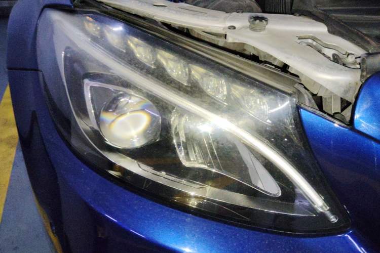 Used Mercedes-Benz C-Class 2015 Restyled C 180 L Sport Edition Right Front Headlight