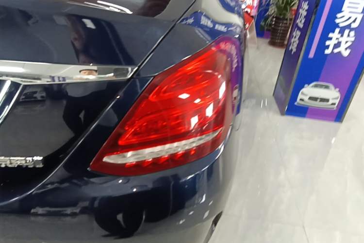 Used Mercedes-Benz C-Class 2015 Revised C 200 L Sport Edition Right Rear Taillight