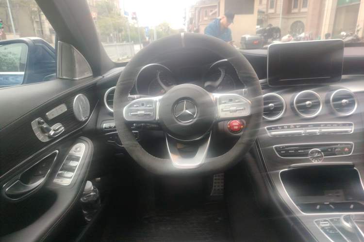 Used Mercedes-Benz C-Class 2015 Revised C 200 L Sport Edition Steering Wheel