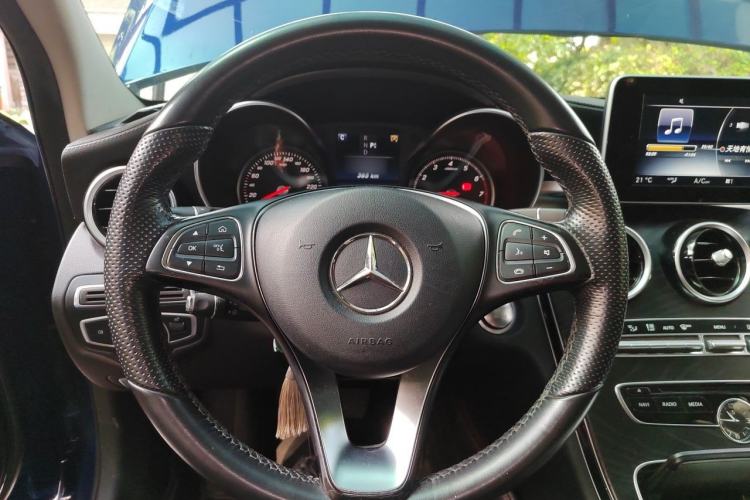 Used Mercedes-Benz C-Class 2015 Revised C 200 L Sport Edition Steering Wheel