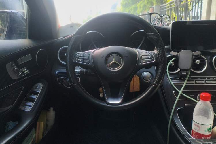 Used Mercedes-Benz C-Class 2015 C 200 L 4MATIC Sport Edition Steering Wheel