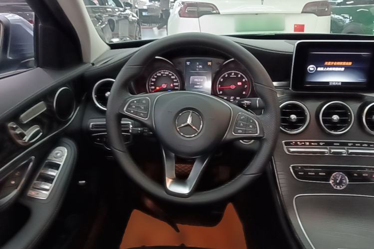 Used Mercedes-Benz C-Class 2015 Revised C 200 L Sport Edition Steering Wheel