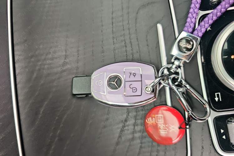 Used Mercedes-Benz C-Class 2015 Restyled C 180 L Sport Edition Vehicle Key