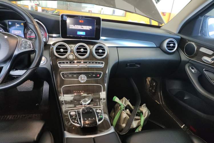 Used Mercedes-Benz C-Class 2015 C 200 L Audio And AC Panel
