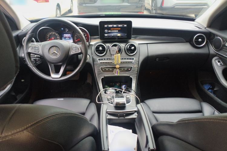 Used Mercedes-Benz C-Class 2015 Revised C 200 L Sport Edition Center Console