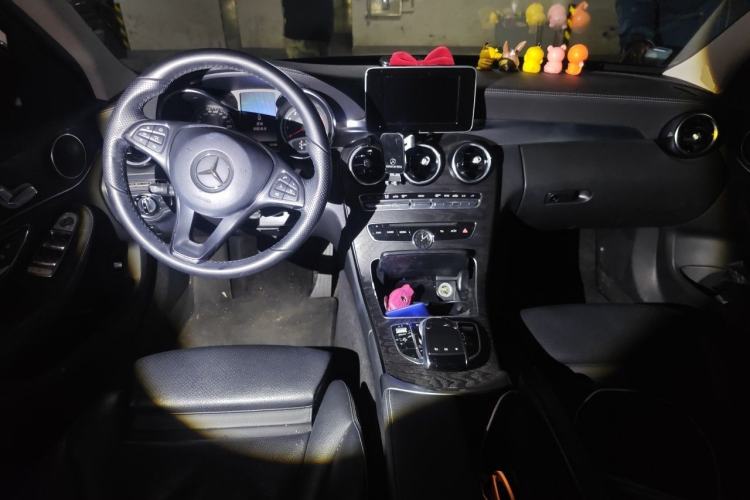 Used Mercedes-Benz C-Class 2015 C 180 L Sport Edition Center Console