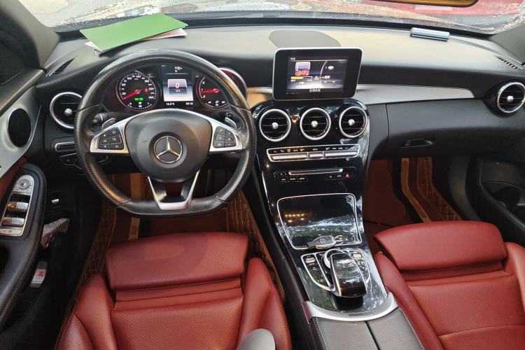Used Mercedes-Benz C-Class 2015 C 200 Sport Edition 4MATIC Center Console