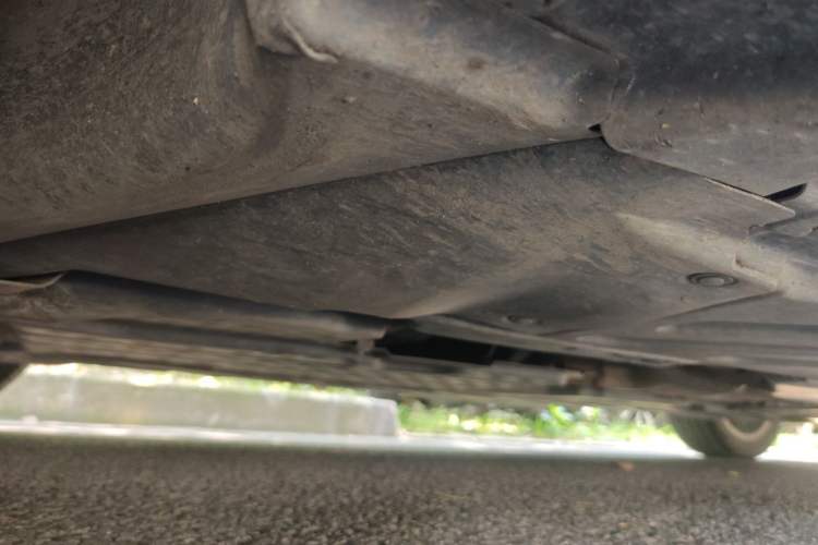 Used Mercedes-Benz C-Class 2015 Revised C 200 L Sport Edition Chassis Front Left
