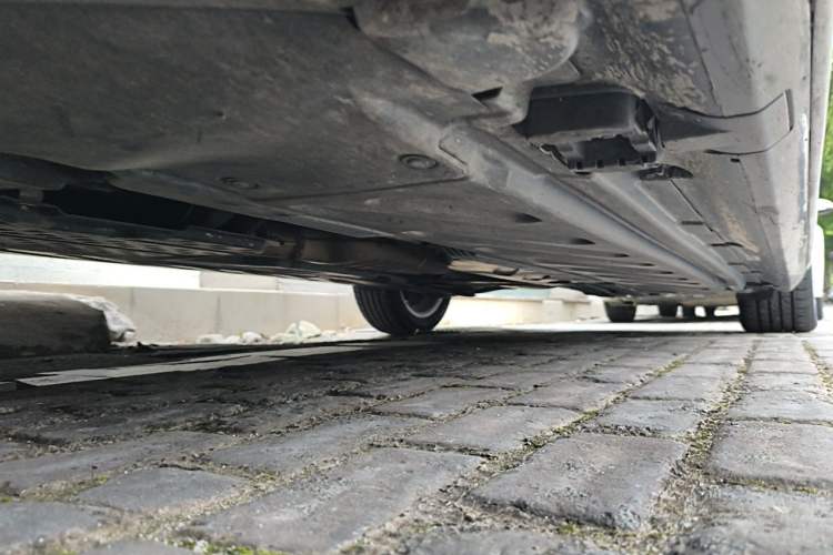 Used Mercedes-Benz C-Class 2015 Restyled C 180 L Sport Edition Chassis Front Left
