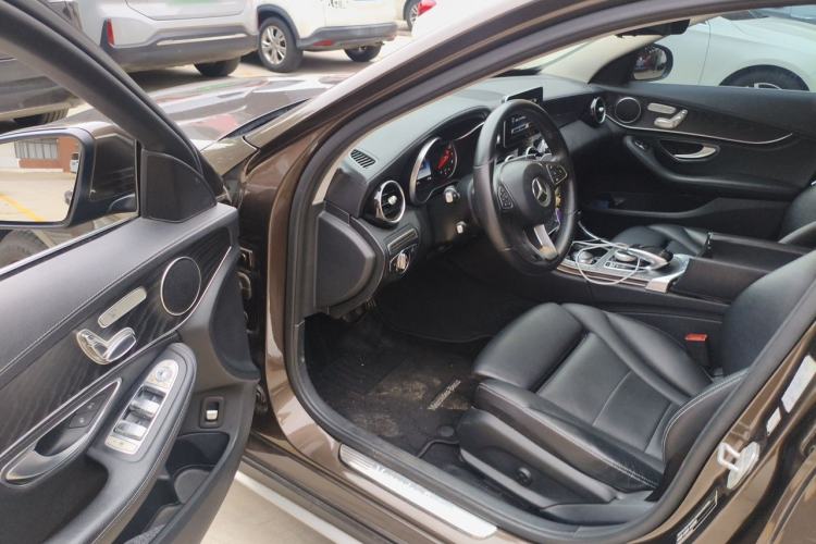 Used Mercedes-Benz C-Class 2015 Revised C 200 L Sport Edition Driver Seat