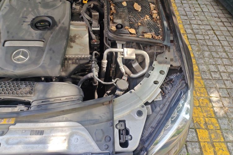 Used Mercedes-Benz C-Class 2015 Revised C 200 L Sport Edition Engine Bay Left
