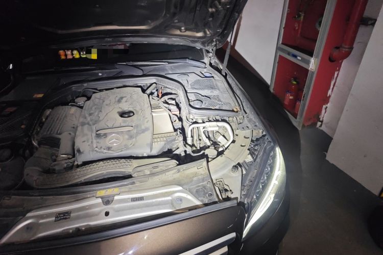 Used Mercedes-Benz C-Class 2015 C 180 L Sport Edition Engine Bay Left