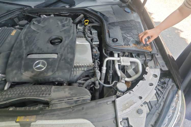 Used Mercedes-Benz C-Class 2015 Revised C 200 L Sport Edition Engine Bay Left