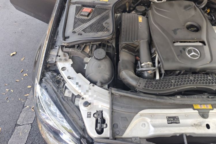 Used Mercedes-Benz C-Class 2015 C 200 Sport Edition 4MATIC Engine Bay Right
