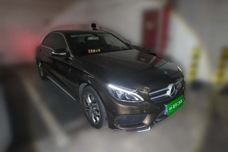 Used Mercedes-Benz C-Class 2015 C 180 L Sport Edition Front Right 45 Deg