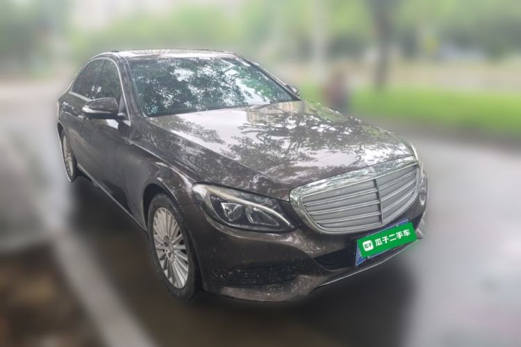 Used Mercedes-Benz C-Class 2015 C 180 L Front Right 45 Deg