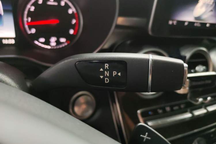 Used Mercedes-Benz C-Class 2015 C 200 L Gear Lever