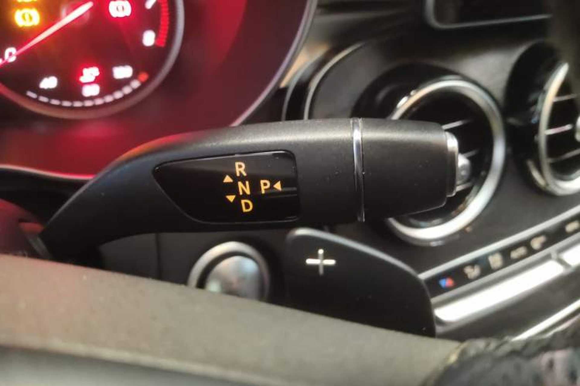 Used Mercedes-Benz C-Class 2015 Revised C 200 L Sport Edition Gear Lever