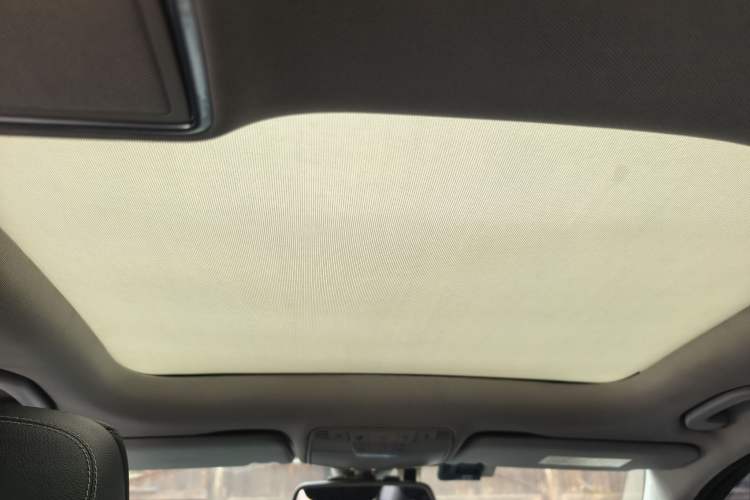 Used Mercedes-Benz C-Class 2015 Revised C 200 L Sport Edition Headliner
