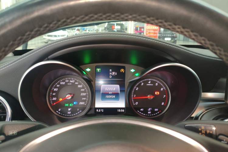 Used Mercedes-Benz C-Class 2015 Revised C 200 L Sport Edition Instrument Cluster