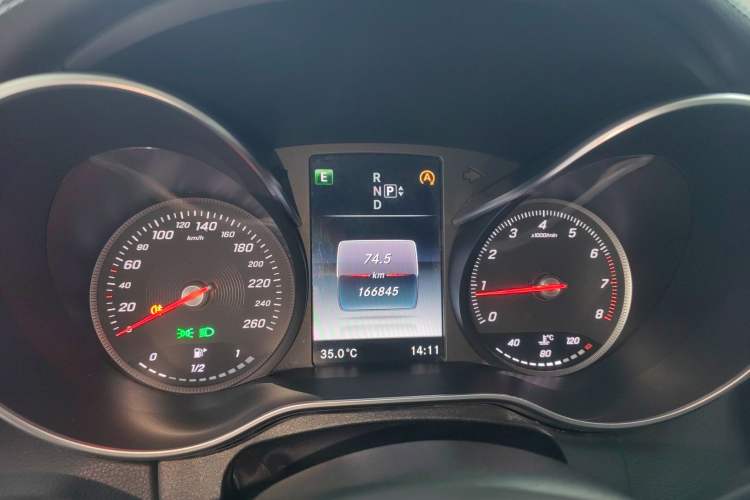 Used Mercedes-Benz C-Class 2015 C 200 L Sport Edition Instrument Cluster